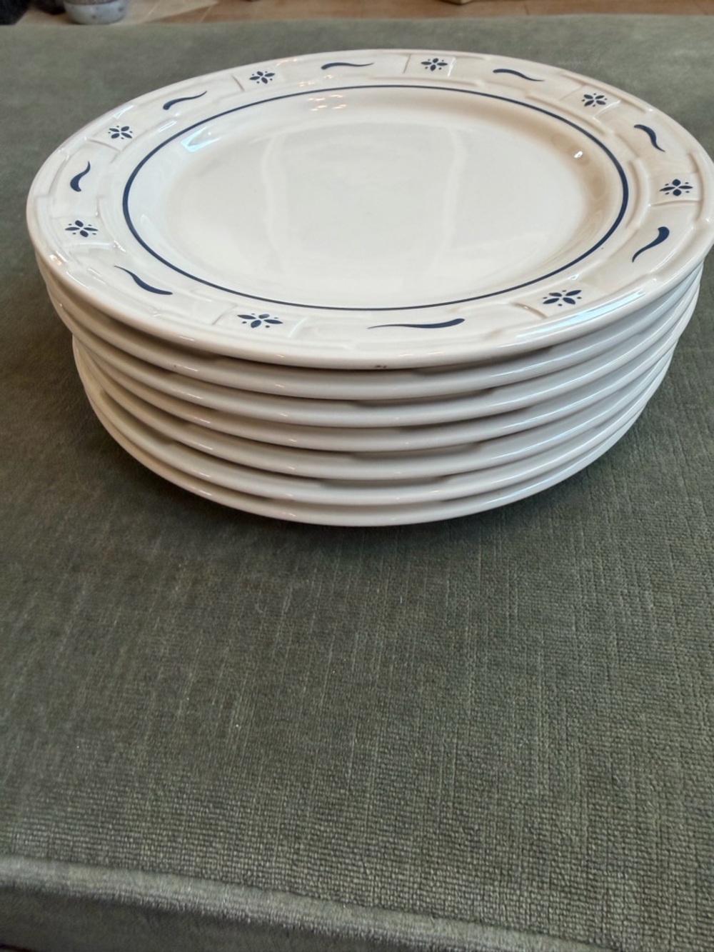 7 Longaberger Woven Traditions Classic Blue Luncheon Plates 9” EUC - Picture 3 of 3